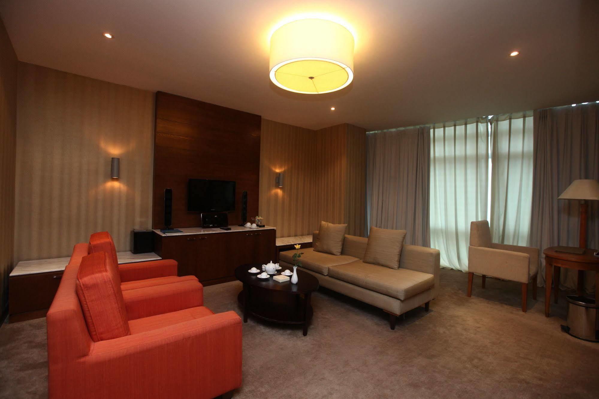 Petro Hotel Вунг Тау Екстериор снимка